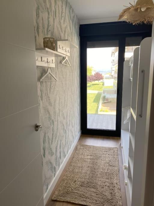 Precioso Apartamento Con Terraza Y Piscina En Portonovo-Sanxenxo Luaran gambar