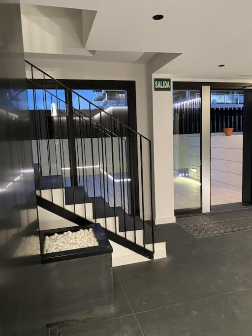 Precioso Apartamento Con Terraza Y Piscina En Portonovo-Sanxenxo Luaran gambar