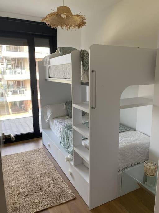 Precioso Apartamento Con Terraza Y Piscina En Portonovo-Sanxenxo Luaran gambar