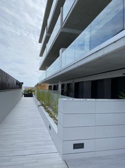 Precioso Apartamento Con Terraza Y Piscina En Portonovo-Sanxenxo Luaran gambar